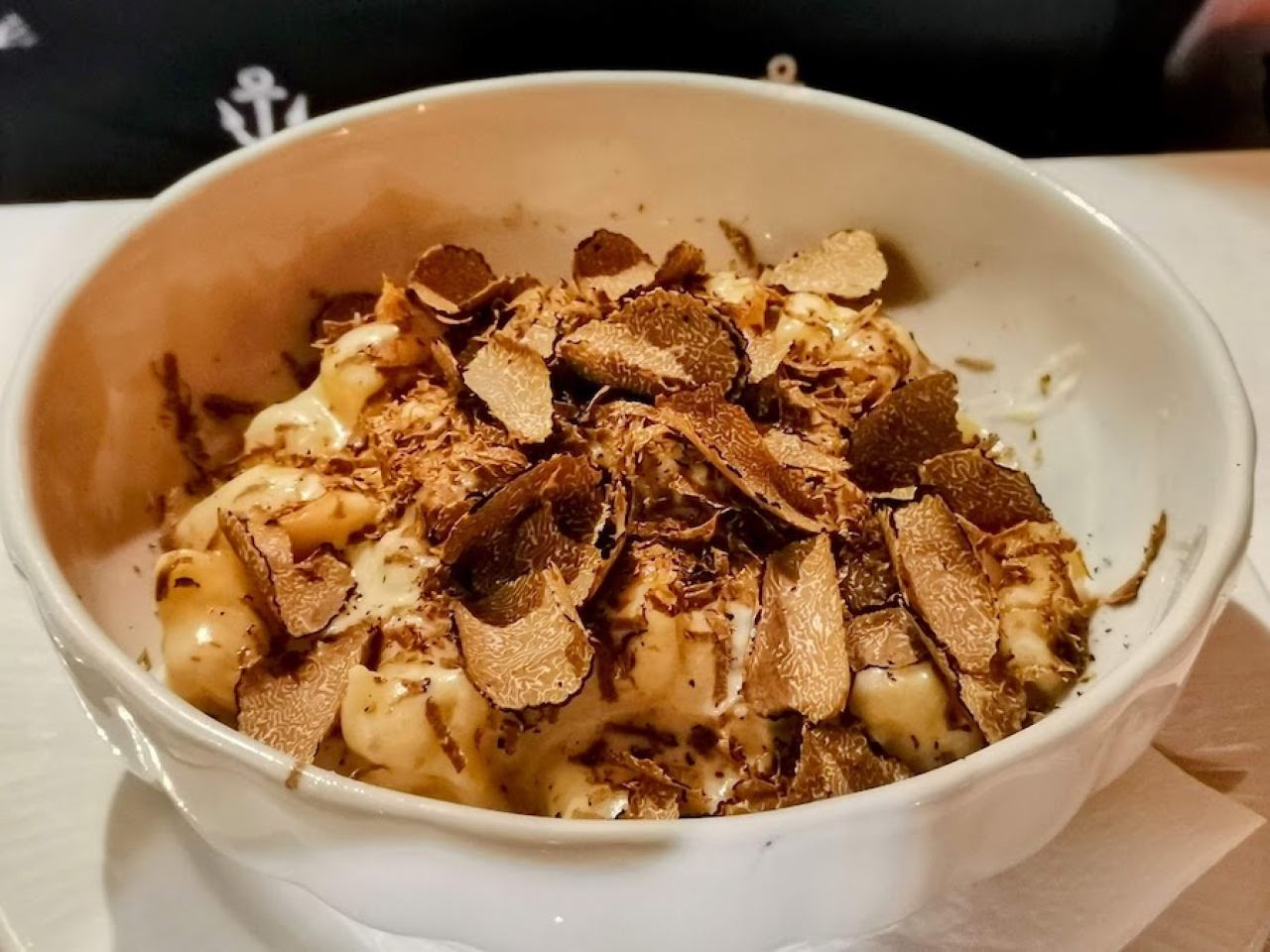 MIGLIOR RISTORANTE A BUIE, PIATTI AL TARTUFO