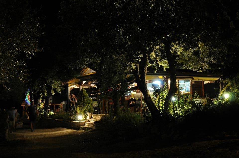 Koncerti na obali mora u Vrsaru