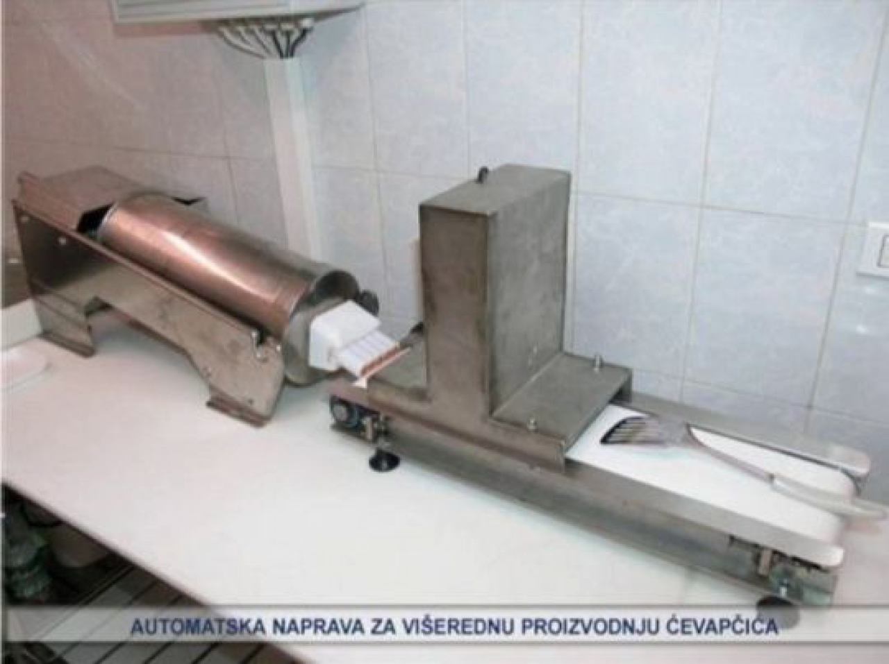 MODEL ZA AUTOMATSKO PUNJENJE ĆEVAPA