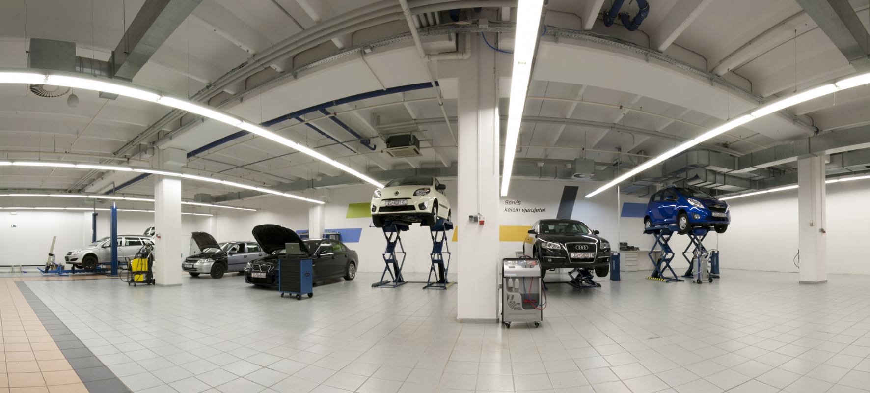 AUTOSERVIS