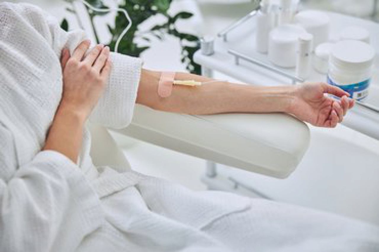 INTRAVENSKA TERAPIJA VITAMINIMA U PULI