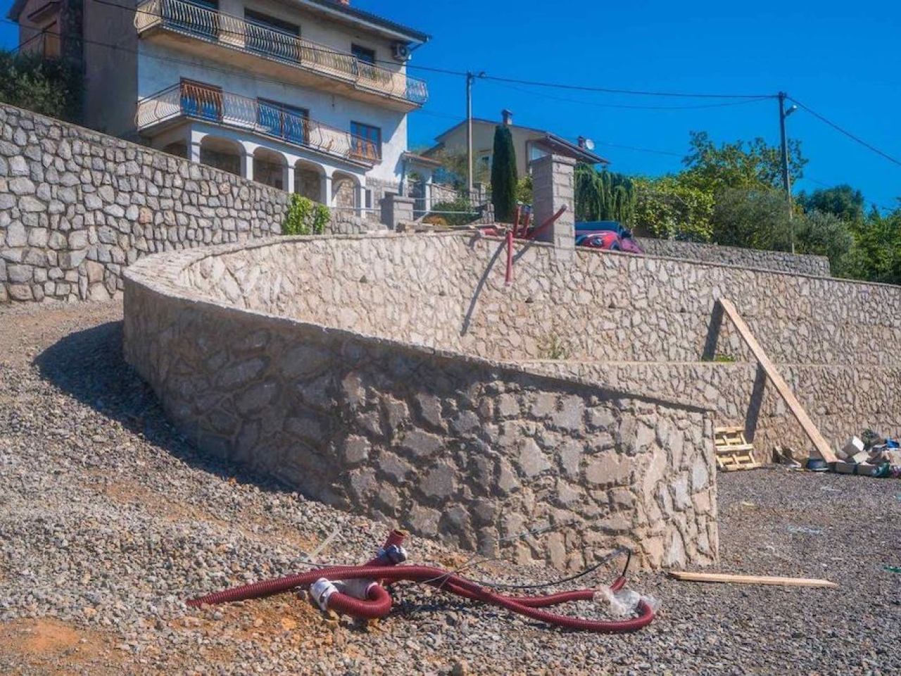 MONTAŽNI KAMENI ZIDOVI