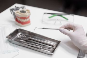 Fiksne zubne proteze
