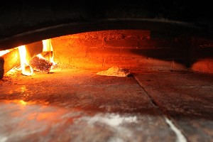Pizza iz krušne peći Karlovac