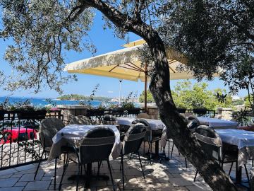 Restoran Perla, Banjol, Rab